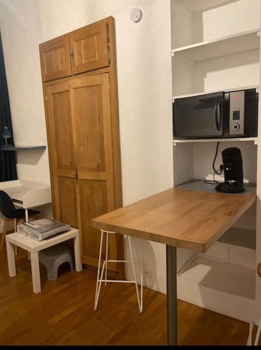 Studio Vieille Ville Besancon Luaran gambar