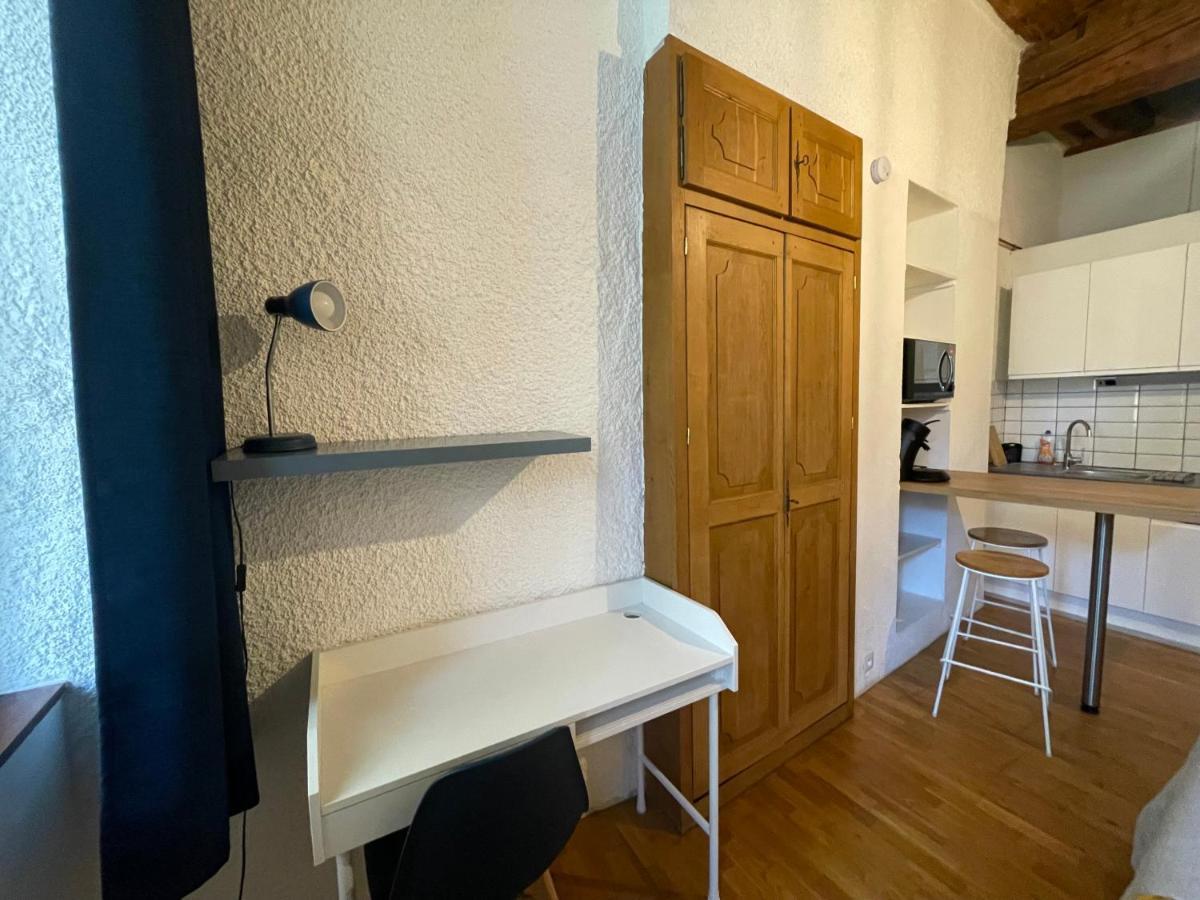 Studio Vieille Ville Besancon Luaran gambar